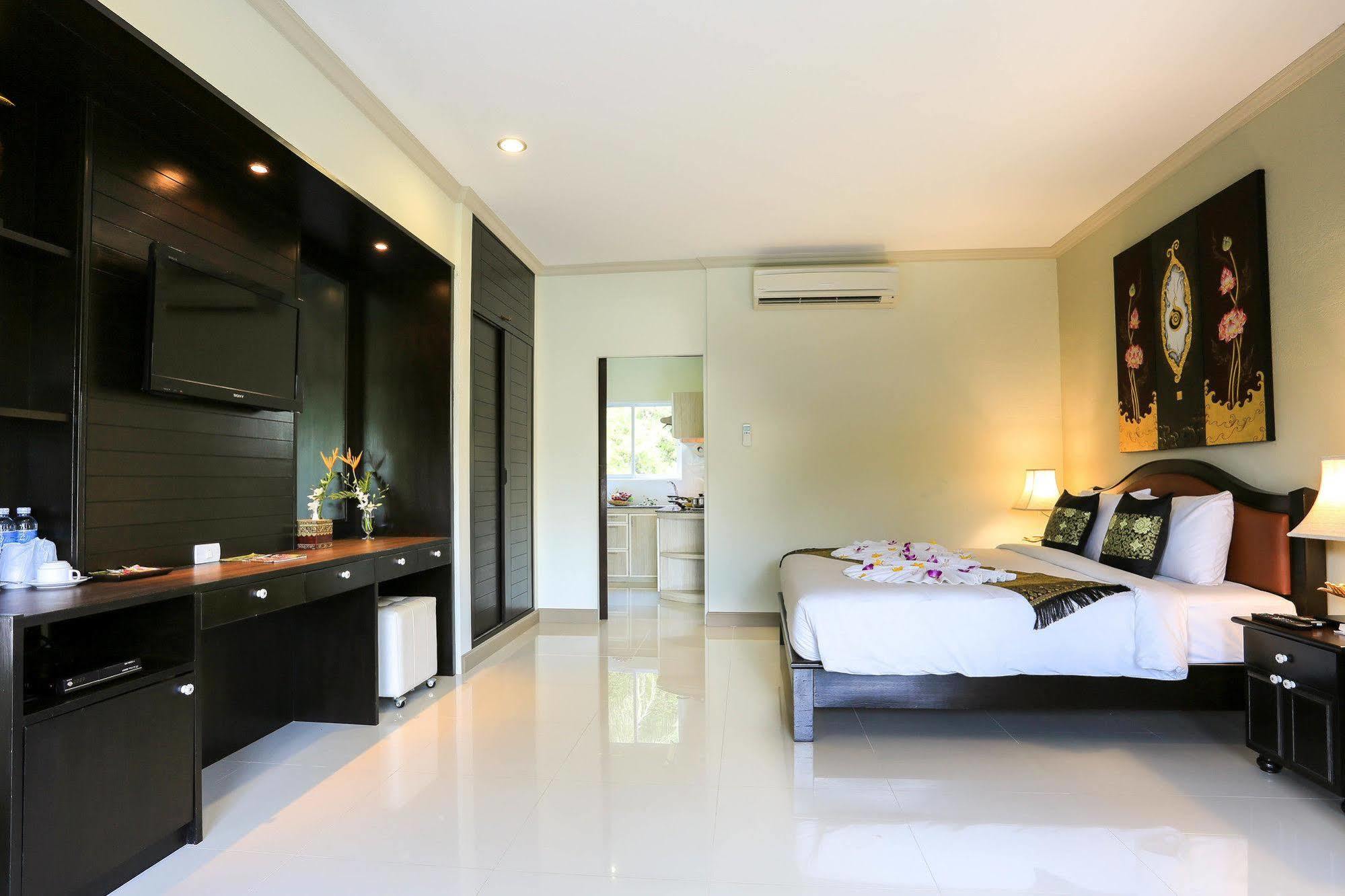 Naka Resort Камала Экстерьер фото